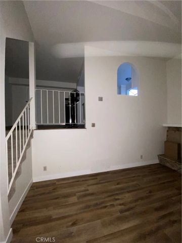 678 Rosewood, Camarillo, CA 93010