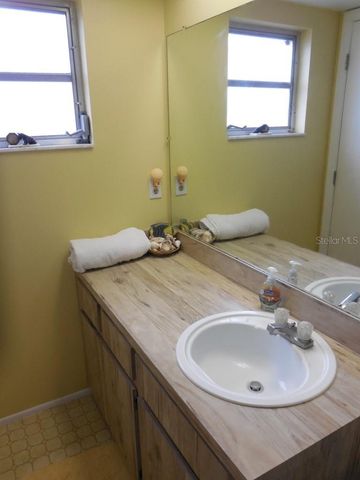 4600 98TH WAY N D-309, St Petersburg, FL 33708