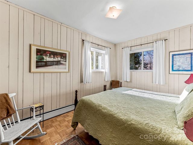 1411 Cabin Creek Road, Zirconia, NC 28790