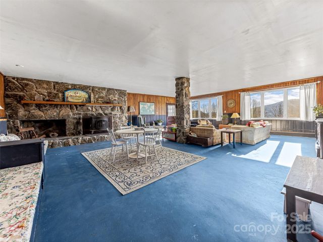 1411 Cabin Creek Road, Zirconia, NC 28790