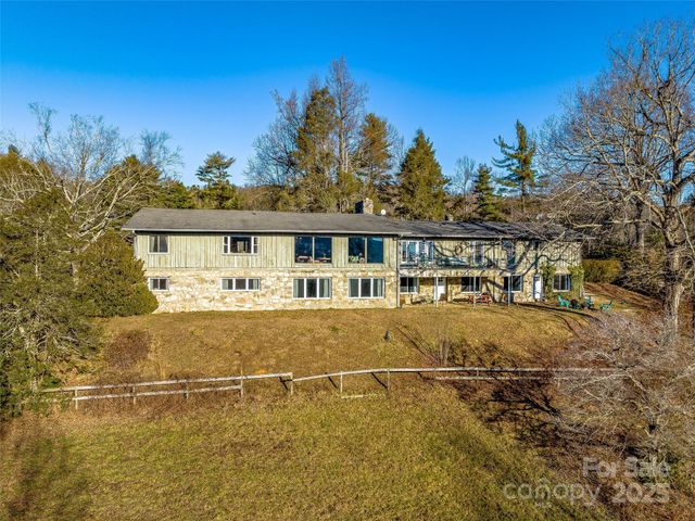 1411 Cabin Creek Road, Zirconia, NC 28790
