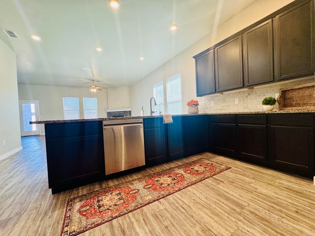 13701 Avenue R, Lubbock, TX 79423