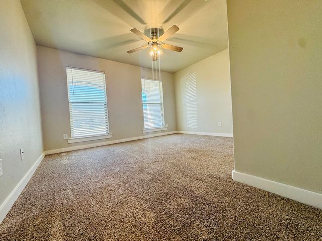 13701 Avenue R, Lubbock, TX 79423