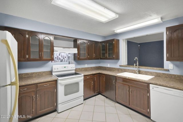 9252 SAN JOSE Boulevard 1503, Jacksonville, FL 32257