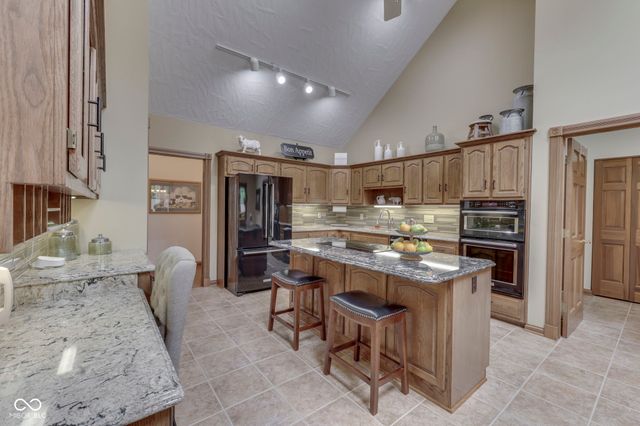 8888 Classic View Drive, Indianapolis, IN 46217