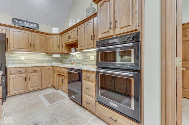 8888 Classic View Drive, Indianapolis, IN 46217