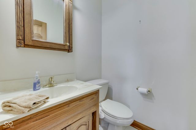 8888 Classic View Drive, Indianapolis, IN 46217