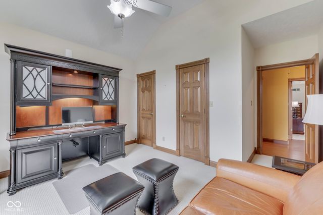 8888 Classic View Drive, Indianapolis, IN 46217