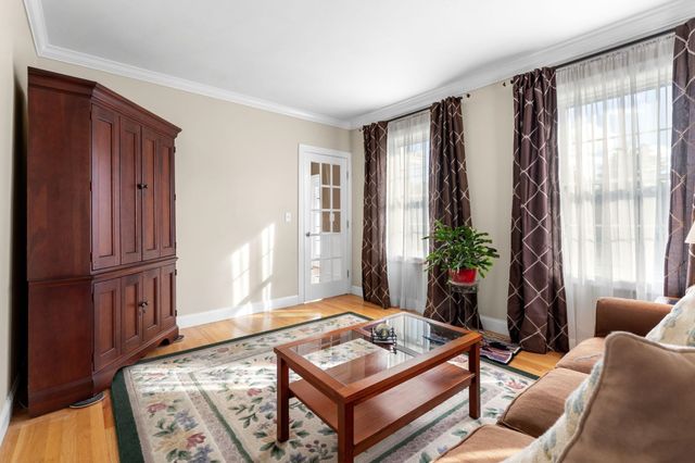 27 Wellesley Drive, Pelham, NH 03076