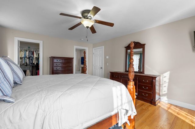 27 Wellesley Drive, Pelham, NH 03076