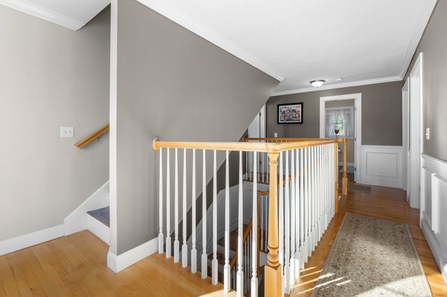 27 Wellesley Drive, Pelham, NH 03076