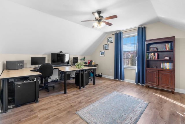 27 Wellesley Drive, Pelham, NH 03076