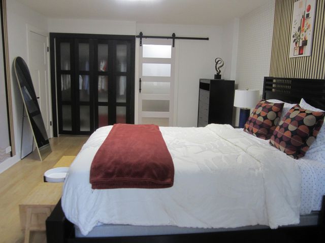 2400 W Talcott Road 223, Park Ridge, IL 60068