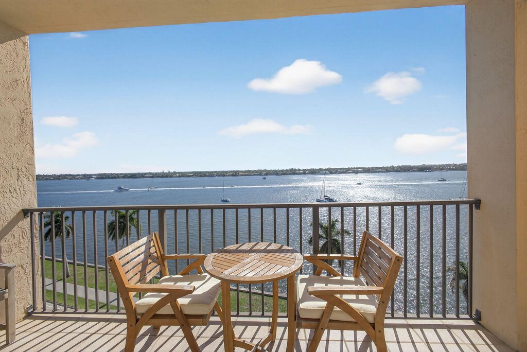 1801 N Flagler Drive 901, West Palm Beach, FL 33407