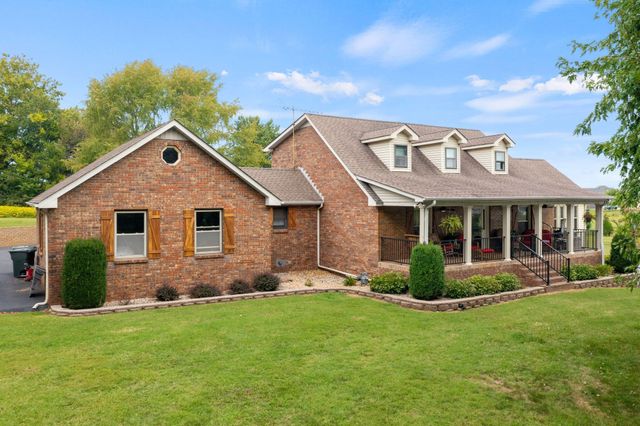 730 N Russell St, Portland, TN 37148