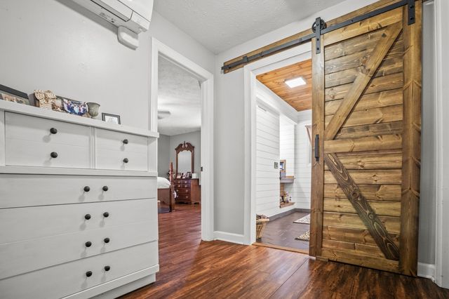 730 N Russell St, Portland, TN 37148