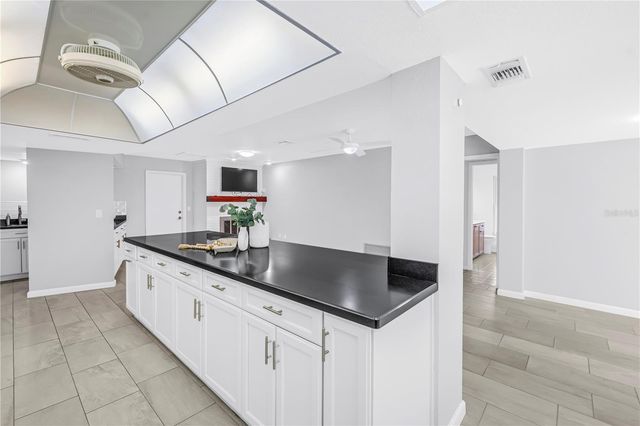 6035 LEELAND STREET S, St Petersburg, FL 33715