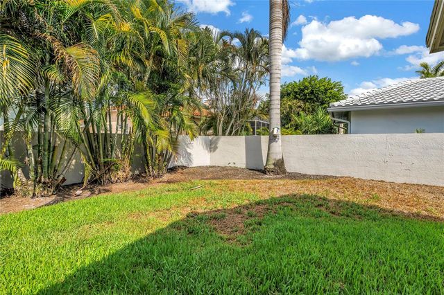 6035 LEELAND STREET S, St Petersburg, FL 33715