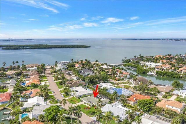 6035 LEELAND STREET S, St Petersburg, FL 33715