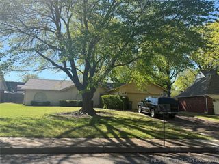 6350 S 72nd East Avenue, Tulsa, OK 74133