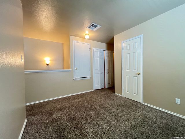 52 Autumn Pass, San Antonio, TX 78245