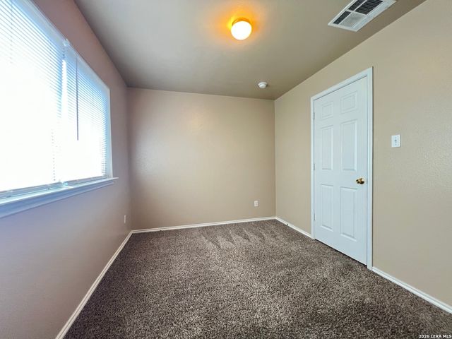 52 Autumn Pass, San Antonio, TX 78245