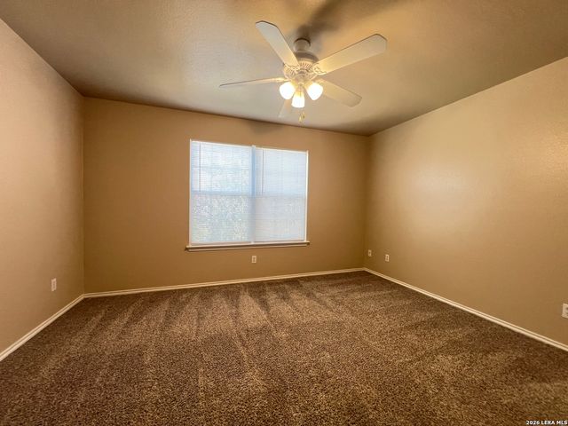 52 Autumn Pass, San Antonio, TX 78245