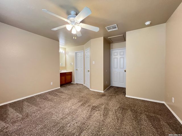 52 Autumn Pass, San Antonio, TX 78245