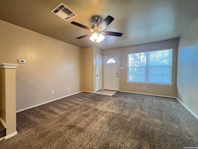 52 Autumn Pass, San Antonio, TX 78245