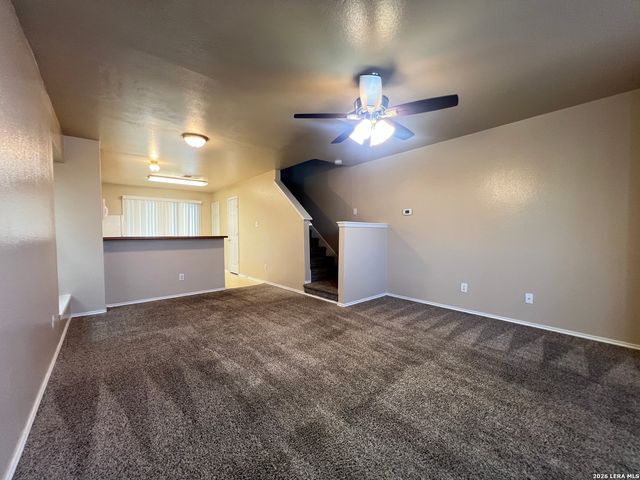 52 Autumn Pass, San Antonio, TX 78245