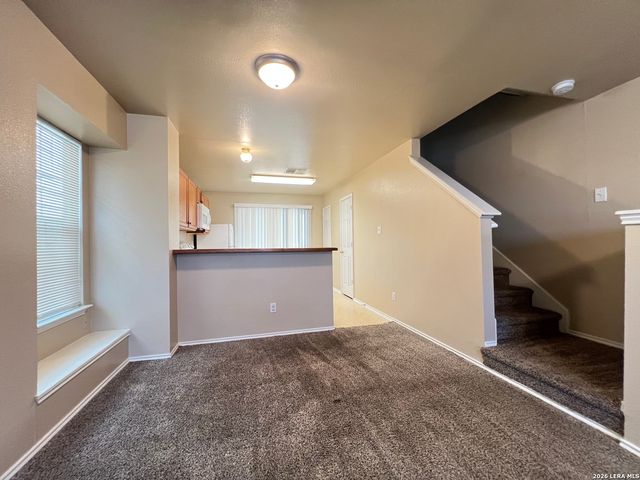 52 Autumn Pass, San Antonio, TX 78245