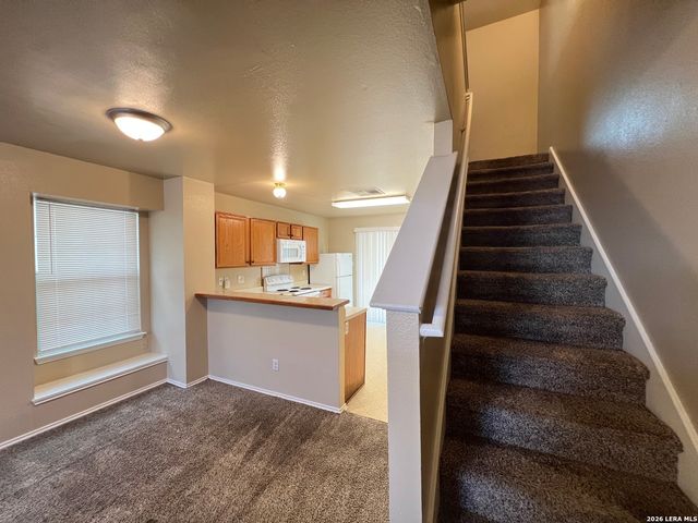 52 Autumn Pass, San Antonio, TX 78245
