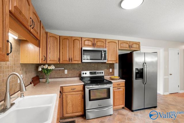 119 Colby Drive NE, Huntsville, AL 35810