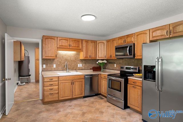 119 Colby Drive NE, Huntsville, AL 35810