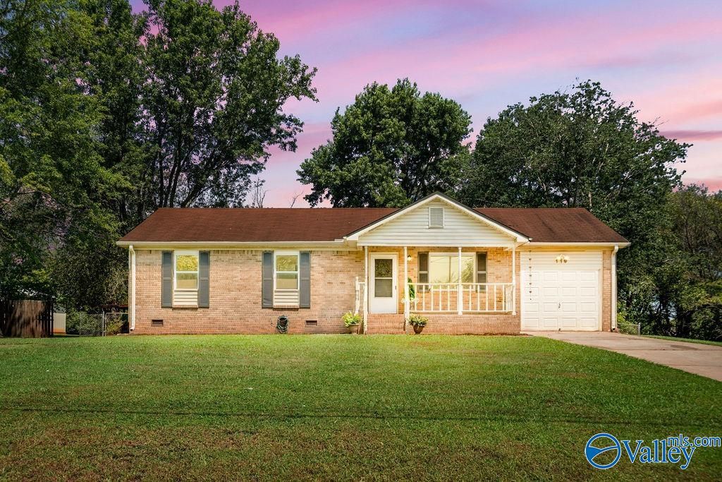 119 Colby Drive NE, Huntsville, AL 35810