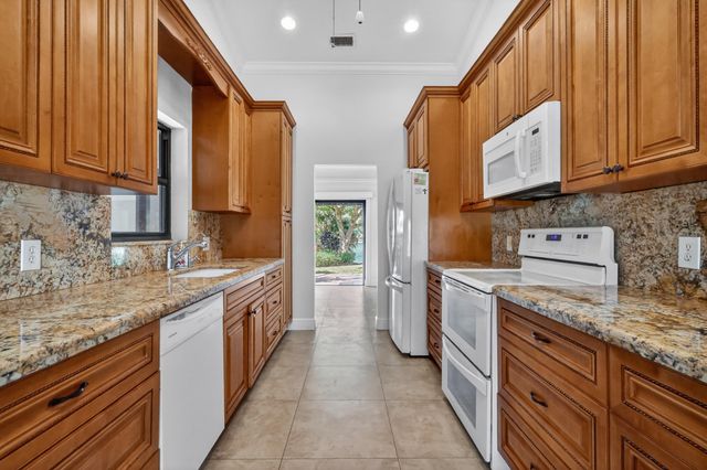 6656 Las Flores Drive, Boca Raton, FL 33433