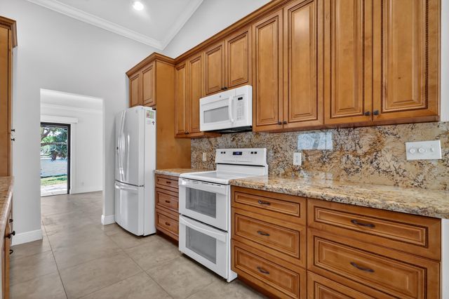 6656 Las Flores Drive, Boca Raton, FL 33433