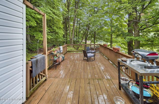 1 Yates Street, Brunswick, NY 12180