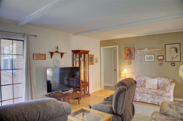 7261 E 57th Street, Tulsa, OK 74145