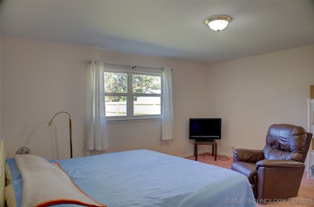 7261 E 57th Street, Tulsa, OK 74145