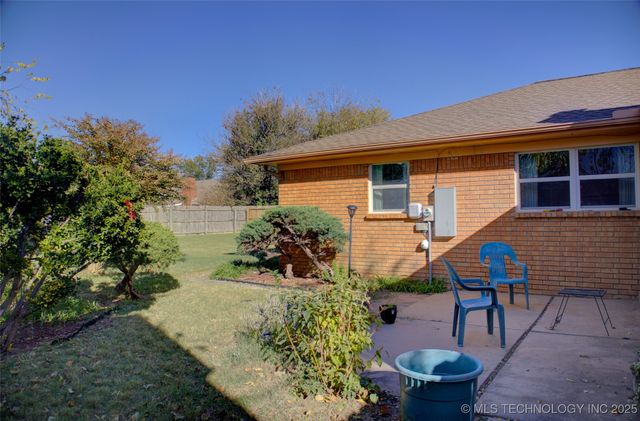 7261 E 57th Street, Tulsa, OK 74145