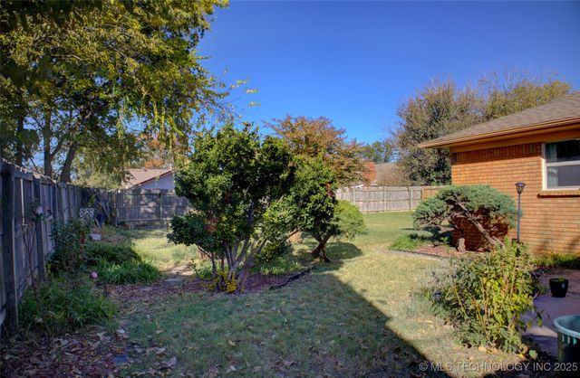 7261 E 57th Street, Tulsa, OK 74145