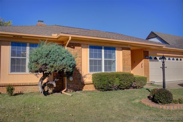 7261 E 57th Street, Tulsa, OK 74145