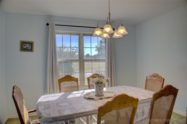 7261 E 57th Street, Tulsa, OK 74145