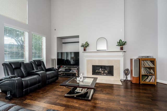 15618 Stable Brook Circle, Cypress, TX 77429