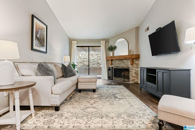 131 WEST GREEN # 131, Vestavia Hills, AL 35243