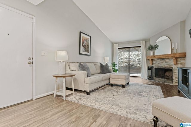131 WEST GREEN # 131, Vestavia Hills, AL 35243