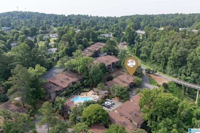 131 WEST GREEN # 131, Vestavia Hills, AL 35243