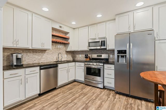 131 WEST GREEN # 131, Vestavia Hills, AL 35243
