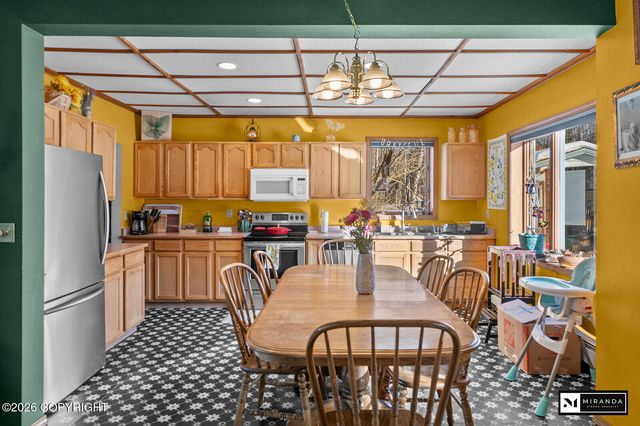 2537 E Carney Road, Wasilla, AK 99654